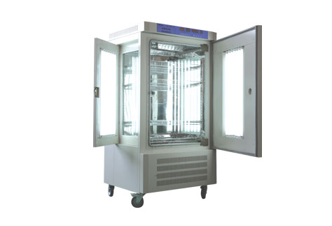上海新苗光照培養(yǎng)箱無氟環(huán)保型GZX-250BSH-Ⅲ
